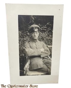 (Studio Photo) Postkarte 1914 Soldat sitzend