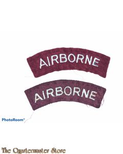 Shoulder titles pair AIRBORNE (arched)