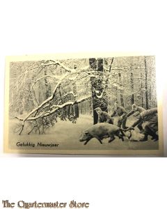 Prent briefkaart mobilisatie 1940 Gelukkig Nieuwjaar soldaten in de sneeuw "jagend" op varken (rechts)