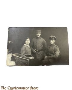 Studio photo 1914 2 Soldaten mit Geschwister