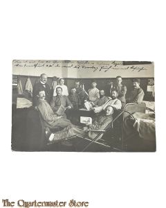 (Studio Photo) Postkarte 1914  Deutscher Soldaten im Lazaret Freiburg