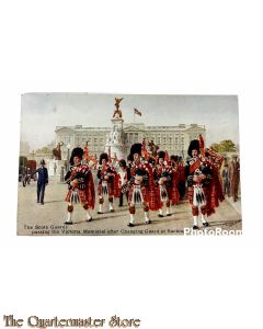 Postcard 1940 the Schots Guards passing the Victoria Memorial after changing guards at Buckingham Palace 