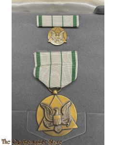 Medaille  US Army Forces Commanders award for Civilian Service in doos  (Medal US Army Forces Commanders award for Civilian Service) boxed