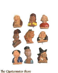 WHW - 9 x Wilhelm Busch-Figuren - Abzeichen aus Keramik