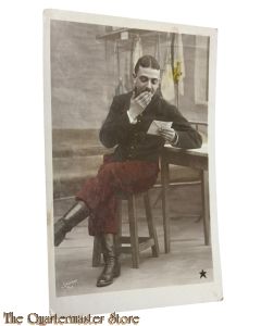 France - Postcard 1914 French smiling soldier with lettter