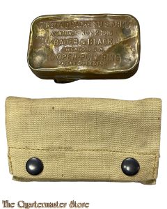 WWI US Army M1910 First aid pouch with 1916 tin   (M1910 verbandsblik met tas)