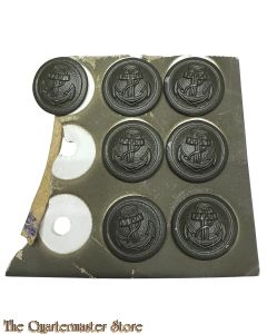 7 KM Metal Knopfe in grun (7 KM green metal buttons)